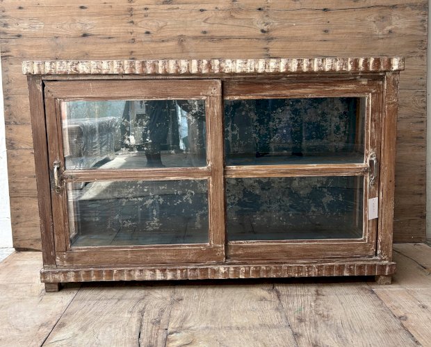 buffet vitré en teck birman avec patine dorigine