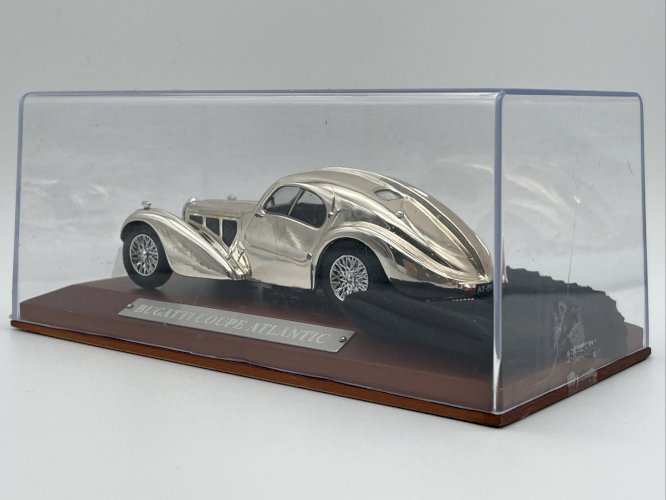 Bugatti Coupé Atlantic chrome 1/43