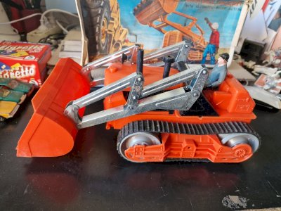 Bulldozer  Batterie toys made in Japan TOMIYAMA