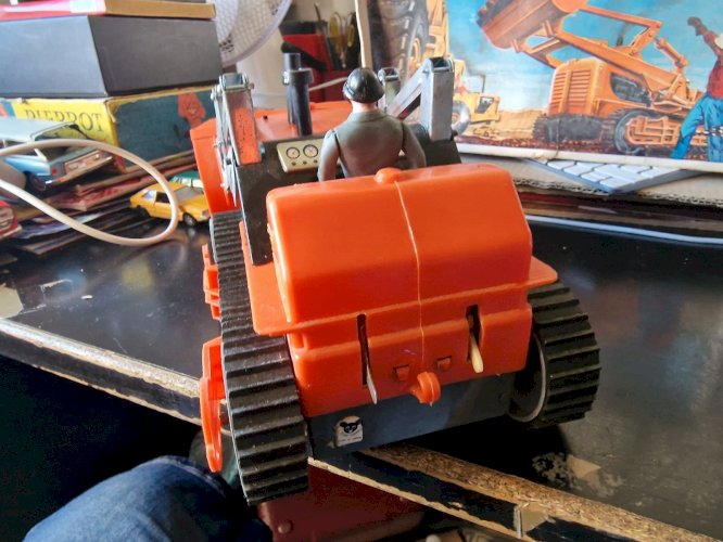 Bulldozer  Batterie toys made in Japan TOMIYAMA
