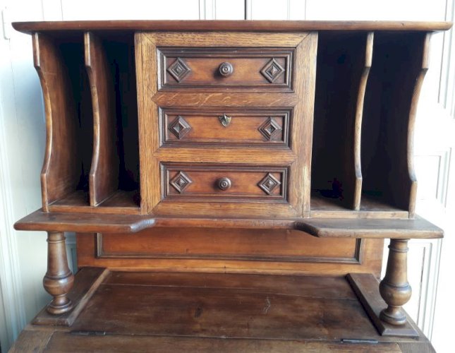 Bureau à pente, pupitre, avec trieur, tiroirs et casiers de rangement bois massif