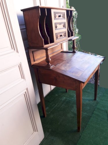 Bureau à pente, pupitre, avec trieur, tiroirs et casiers de rangement bois massif