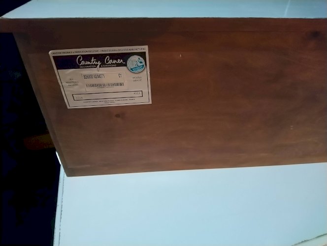 Bureau bois laqué blanc.