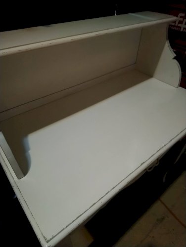 Bureau bois laqué blanc.
