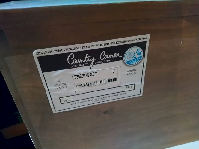 Bureau bois laqué blanc.