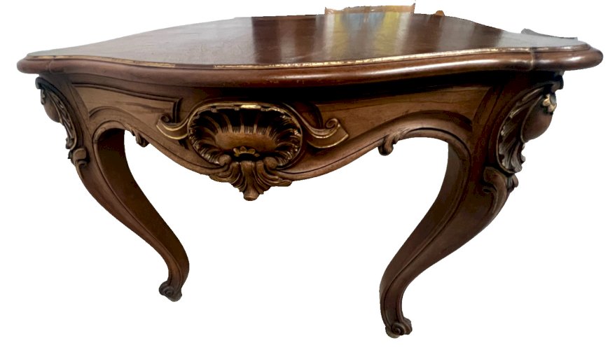 Bureau de style Louis XV en noyer massif XIX siècle