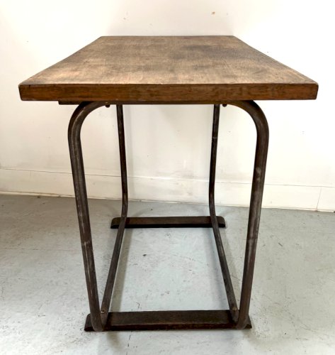 Bureau design en tube et plateau bois XX siècle