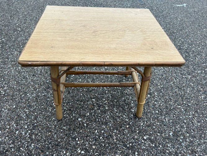 Bureau et chaise enfant en rotin