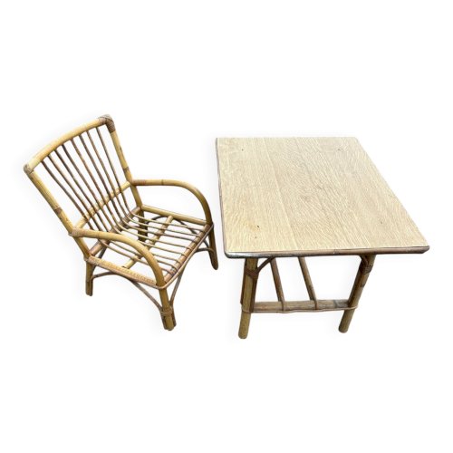 Bureau et chaise enfant en rotin