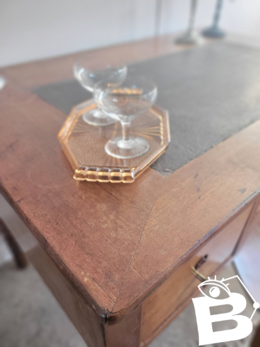 Bureau Louis Philippe à pieds tournés