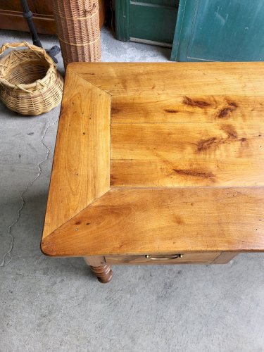 BUREAU LOUIS PHILIPPE EN MERISIER AVEC 2 TIROIRS DU XIX ème SIECLE