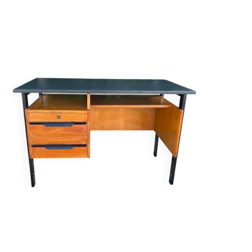 bureau moderniste  des années 50