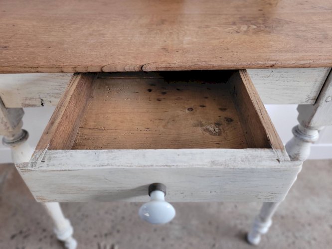 Bureau patiné style campagne