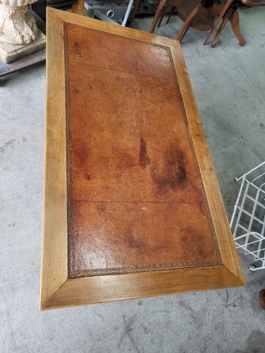 BUREAU PLATEAU CUIR AVEC 2 TIROIRS EN MERISIER