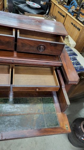 BUREAU SECRETAIRE A GRADINS LOUIS PHILIPPE EN ACAJOU