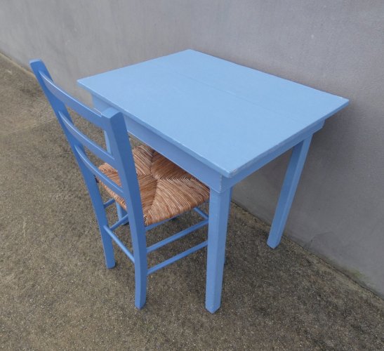 bureau table d'appoint + chaise en bois bleu