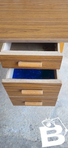 Bureau vintage Formica