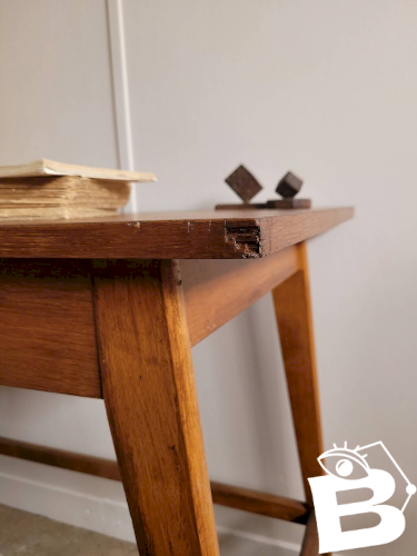 Bureau vintage pieds compas