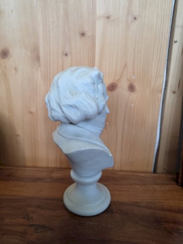 Buste ancien en biscuit – signé Ganel – marque bleue – fin XIXe / début XXe – 20