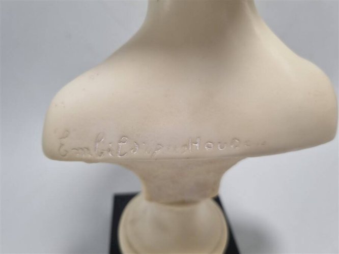 Buste de Louise Brongniart daprès Houdon