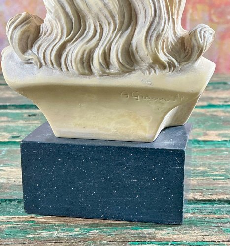 Buste du Christ signé A. Giannelli – Albâtre Volterra – Sculpture italienne XXe