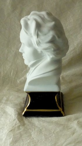 BUSTE EN BISCUIT BEETHOVEN THARAUD SOCLE PORCELAINE DE LIMOGES**