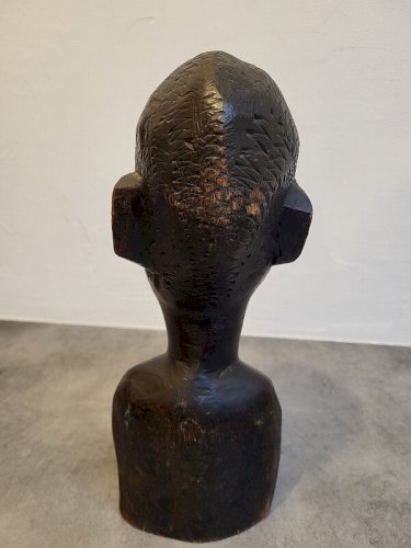 BUSTE EN BOIS AFRICAIN ANCIEN