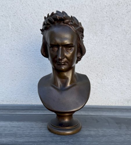 Buste en bronze de Victor Hugo par David d'Angers et F. Barbedienne M4059