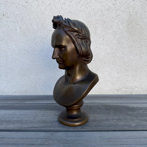Buste en bronze de Victor Hugo par David d'Angers et F. Barbedienne M4059