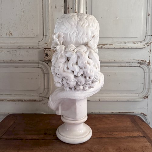 Buste en marbre par Antonio Giovanni Lanzirotti intitulé Le Lilas M3691