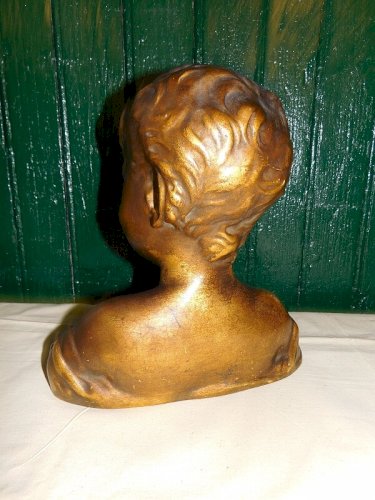 BUSTE EN PLATRE CREUX DORE