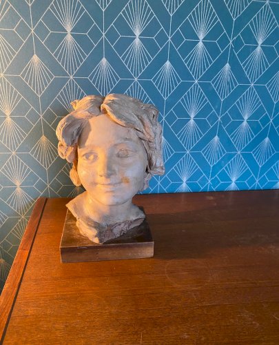 Buste en terre cuite XIXème. Etude d'un visage d'enfant attribué à Carpeaux.