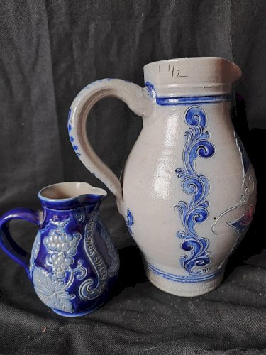   C neuf !  2 pichets /1 litres  Betschdorf /krumeich et Reunning fils 