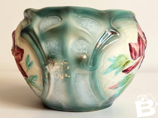 Cache-pot Art Nouveau en faïence de Longchamp