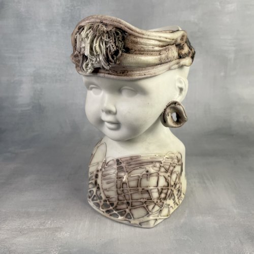 Cache pot buste tête enfant bébé par Philippe LEGER en porcelaine biscuit