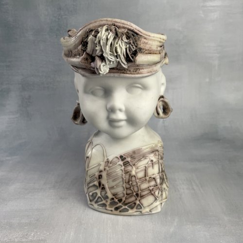 Cache pot buste tête enfant bébé par Philippe LEGER en porcelaine biscuit