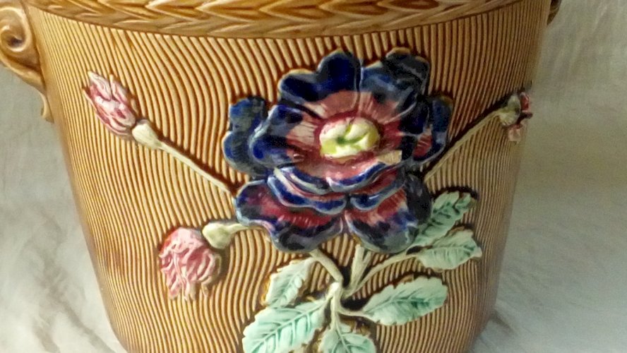 CACHE POT EN BARBOTINE FIVES LILLE GUSTAVE DE BRUYN FIN 19 ÈME