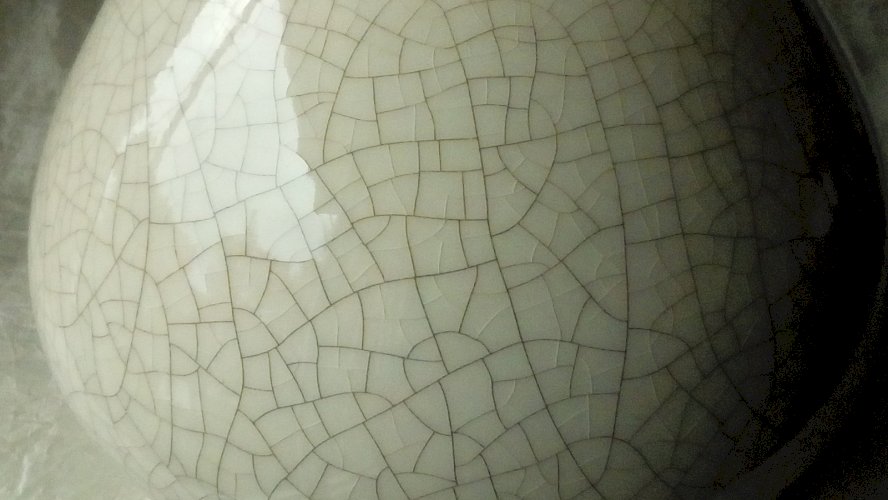 CACHE POT EN FAIENCE CRAQUELÉE ART DECO**