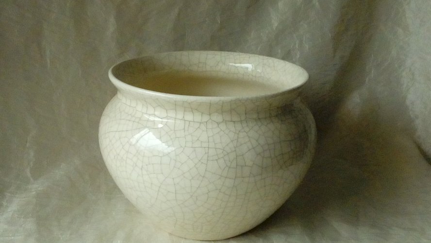 CACHE POT EN FAIENCE CRAQUELÉE ART DECO**