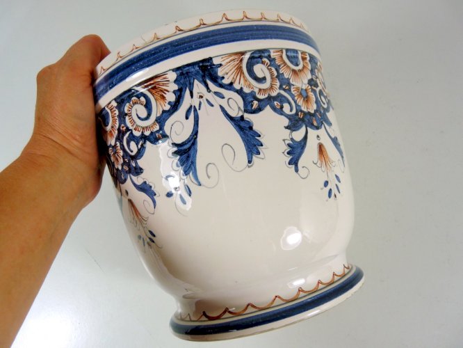 Cache pot faïence Rouen décor fait main, H - 18,3 cm