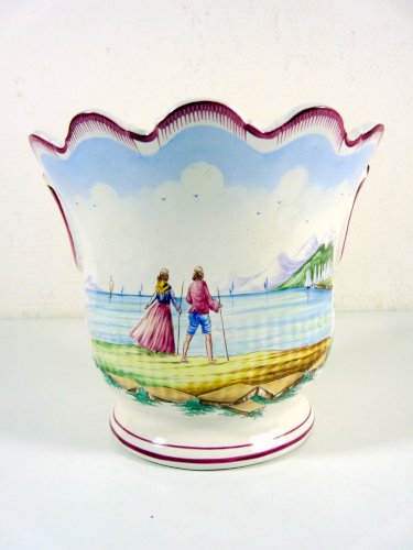 Cache pot faïence Veuve Perrin décor marin animé, signé, H - 14 cm