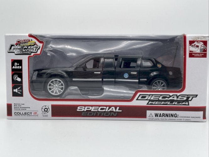 Cadillac DTS President 1/32 Diecast replica son + lumière +  pull back