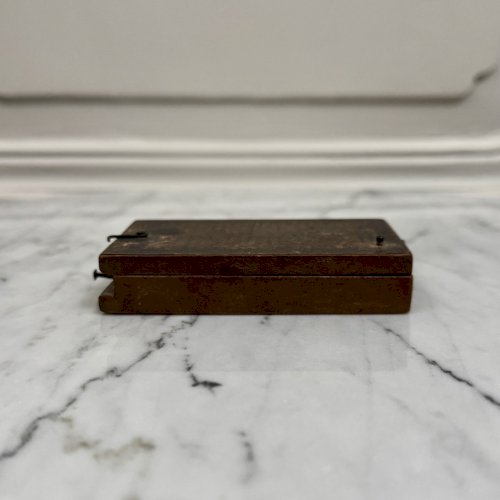 Cadran solaire de poche portatif en bois XVIIIe M3921