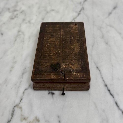 Cadran solaire de poche portatif en bois XVIIIe M3921