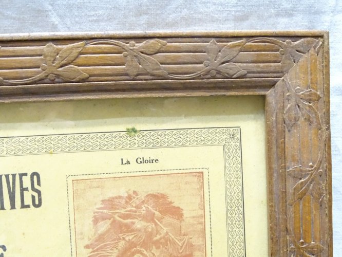 -CADRE ANCIEN COMMEMORATIF 2 MEDAILLES SOLDAT AU 83e R.I. GRANDE GUERRE 14/18  D