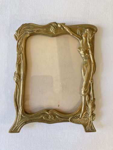 Cadre art nouveau en laiton