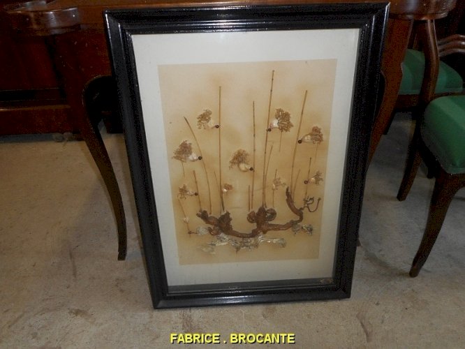 CADRE AVEC COLLAGE DE NATURE
