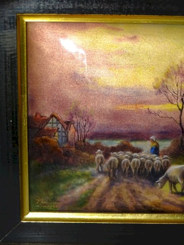 -CADRE AVEC EMAIL de LIMOGES signé THOUMIEUX TROUPEAU de MOUTONS et sa BERGERE D