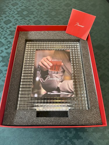 Cadre cristal de BACCARAT modèle EYE