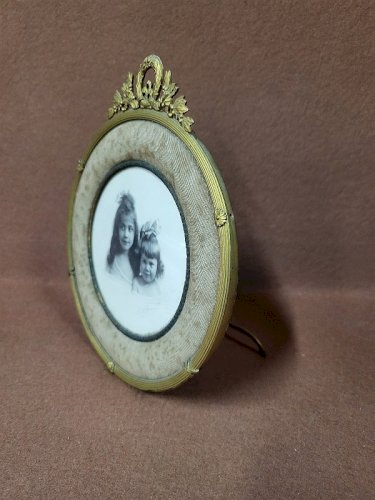 CADRE DE STYLE LOUIS XVI A POSER